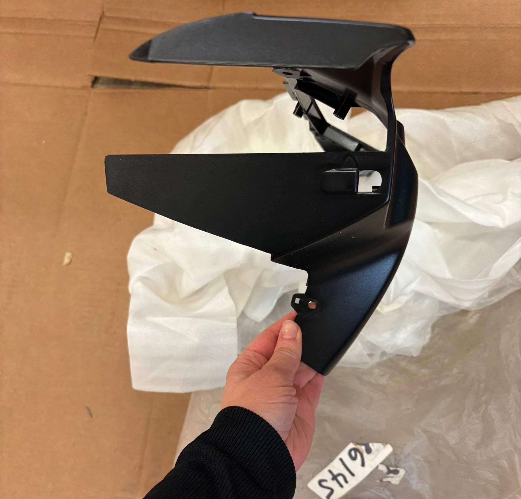 YAMAHA HANDLEBAR UPPER COVER 2. 2EK-26145-20-00 YBOX