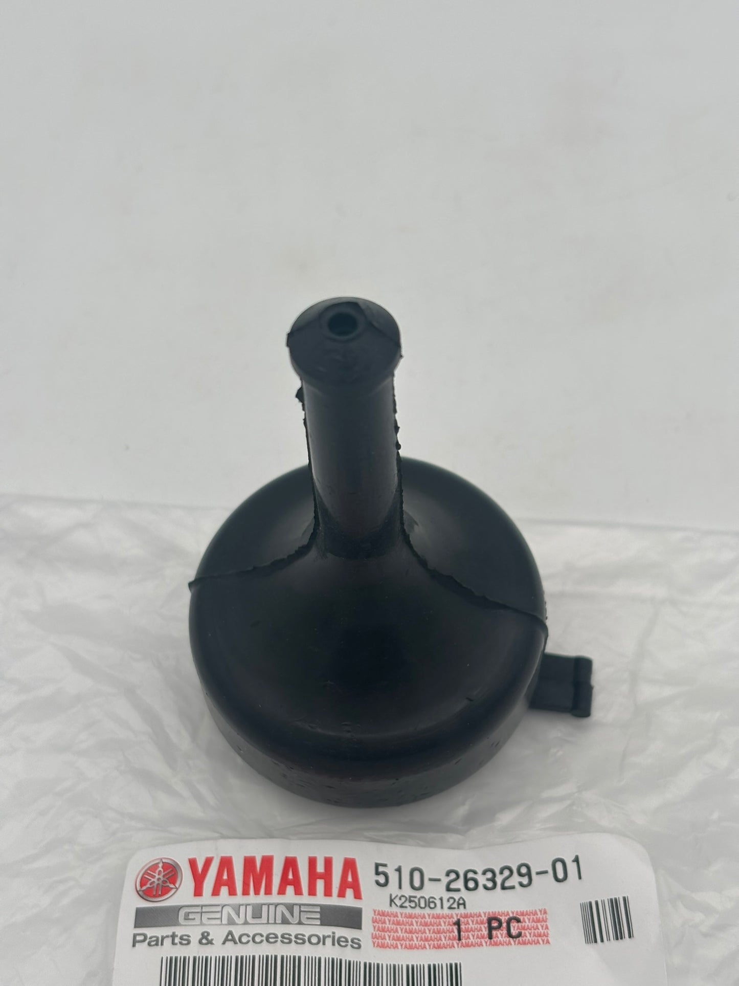 YAMAHA RUBBER CAP (SUB 510-26329-00-00 ) 510-26329-01-00 Y91