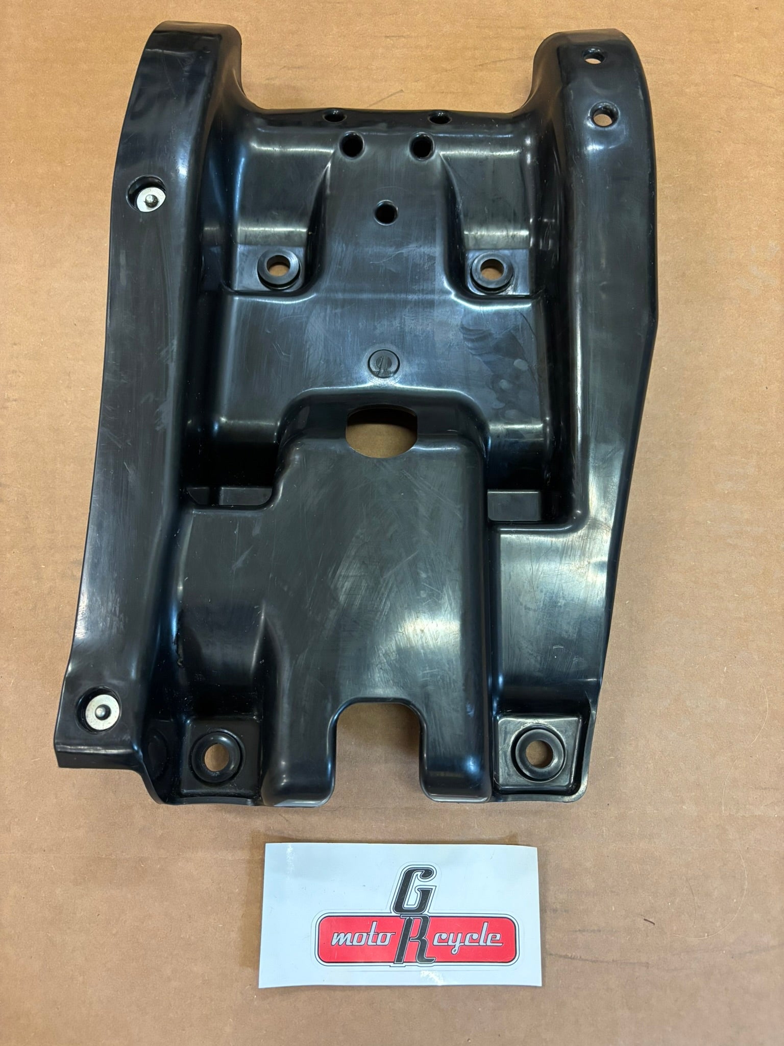 YAMAHA USED REAR SKID PLATE COVER 1S3-2219X-00-00-U Y279
