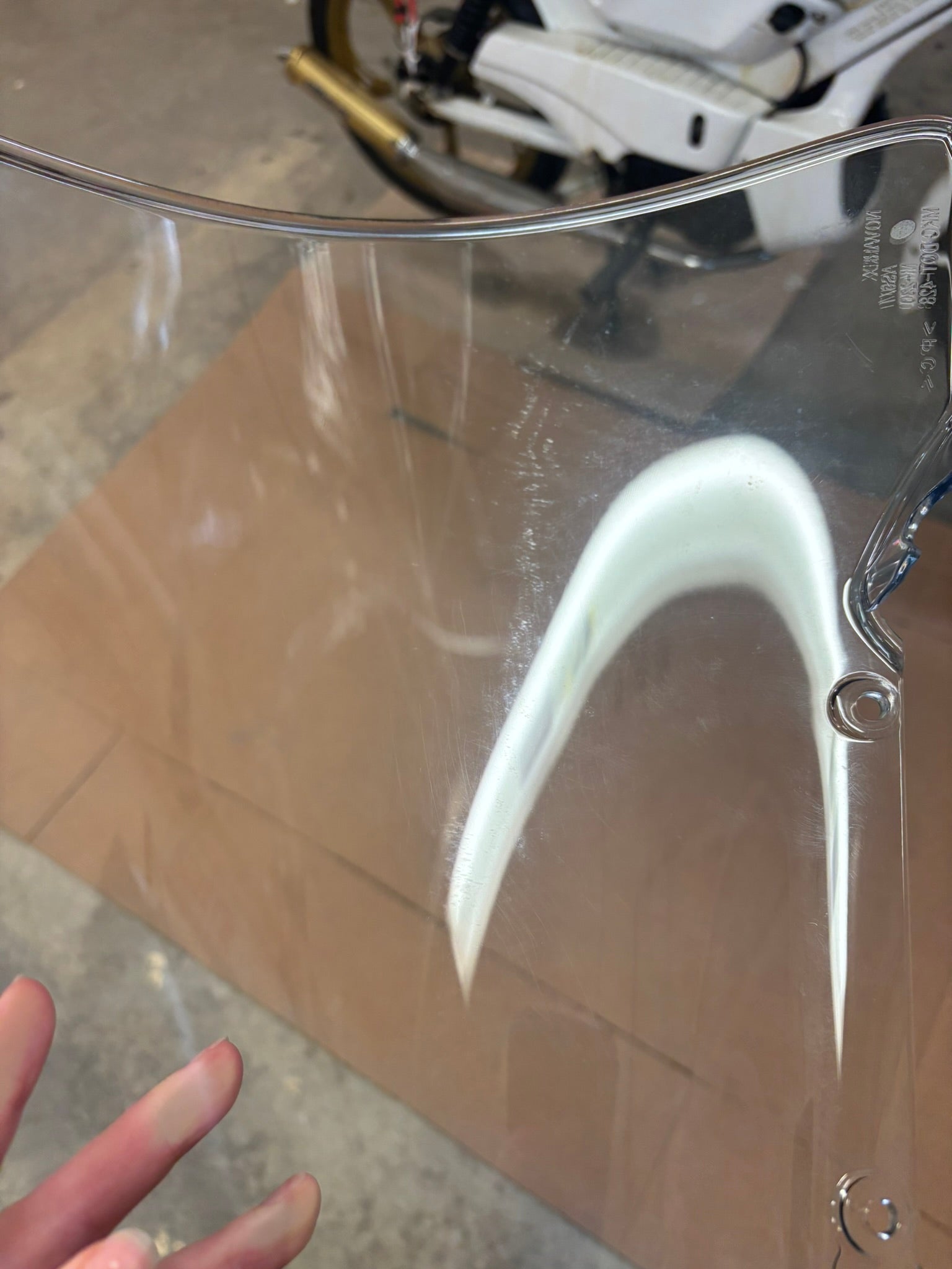 YAMAHA USED WINDSHIELD 13S-28381-10-00-U YBOX