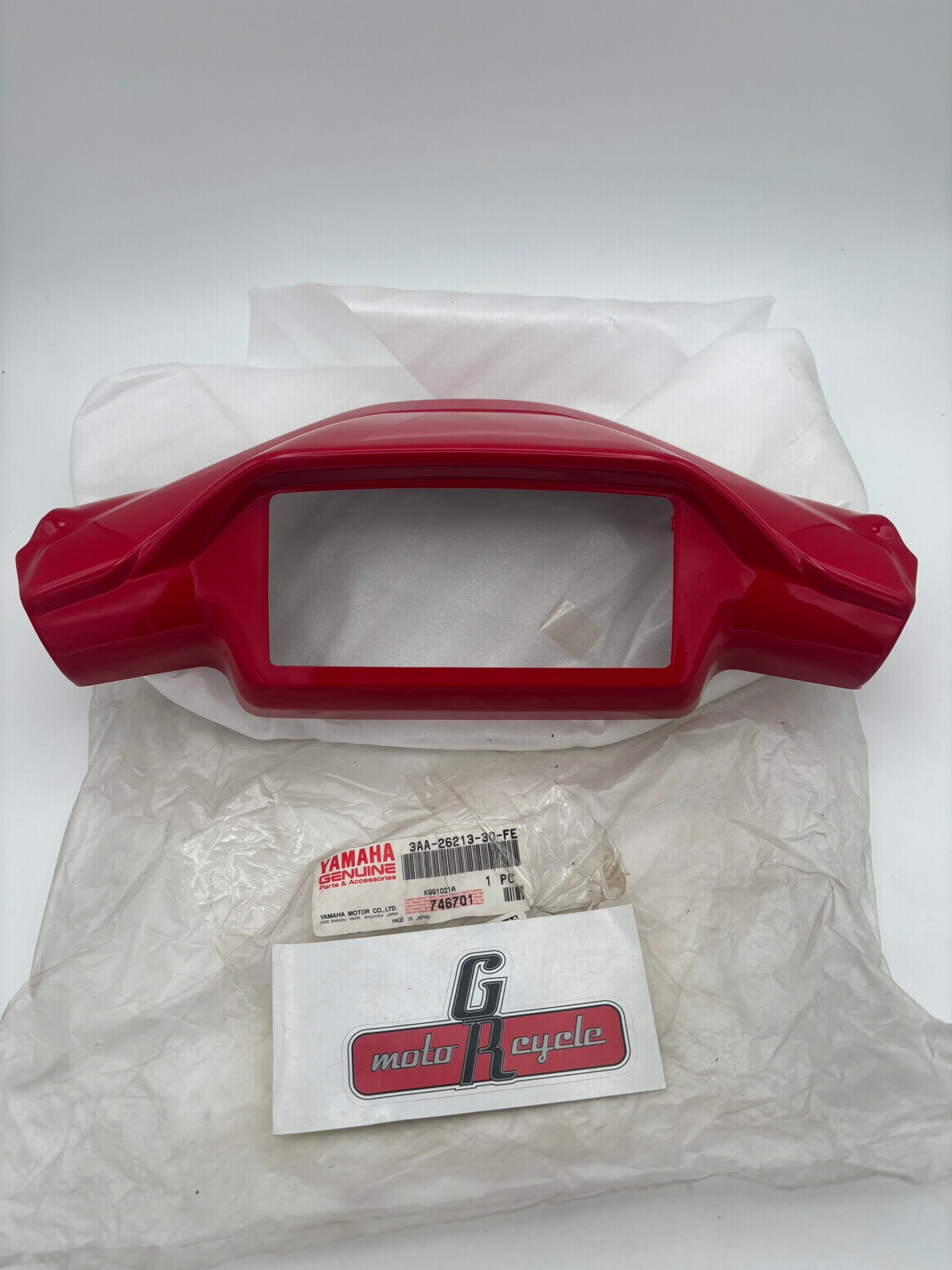 YAMAHA UPPER COVER 3AA-26213-30-FE Y280