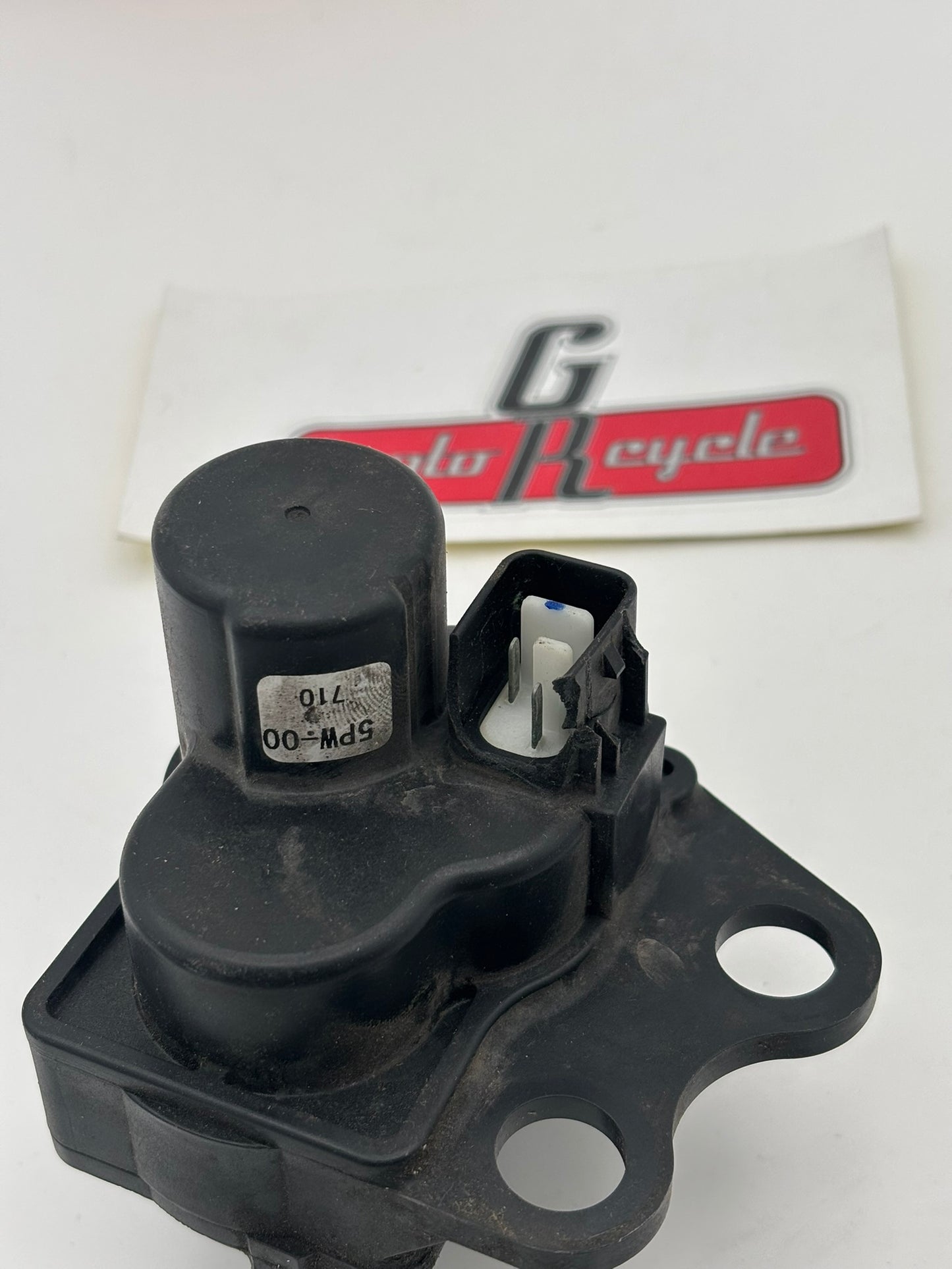 YAMAHA USED SERVO MOTOR 5VY-85820-10-00-U Y281