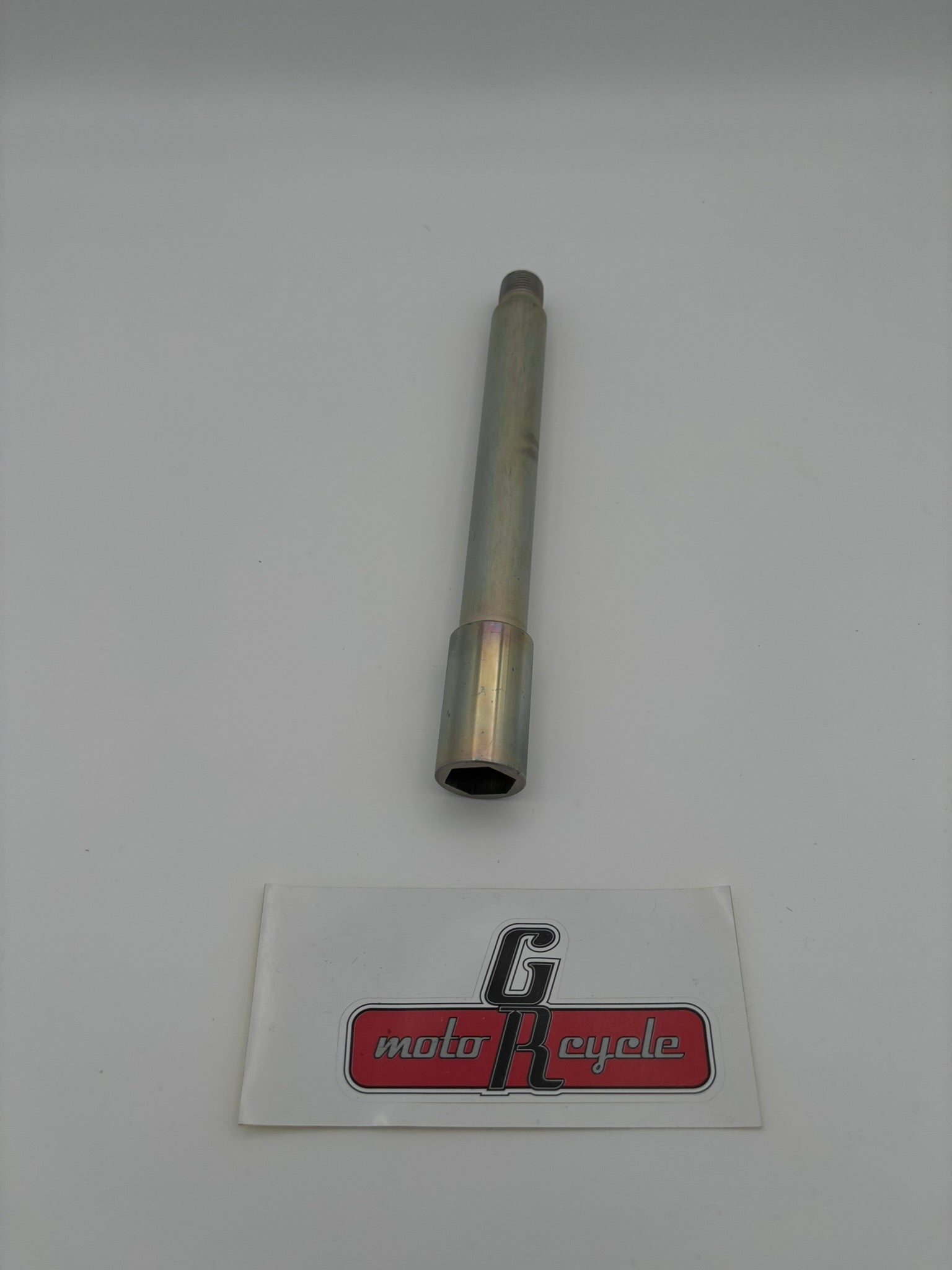 YAMAHA WHEEL AXLE 1SL-25181-00-00 Y193