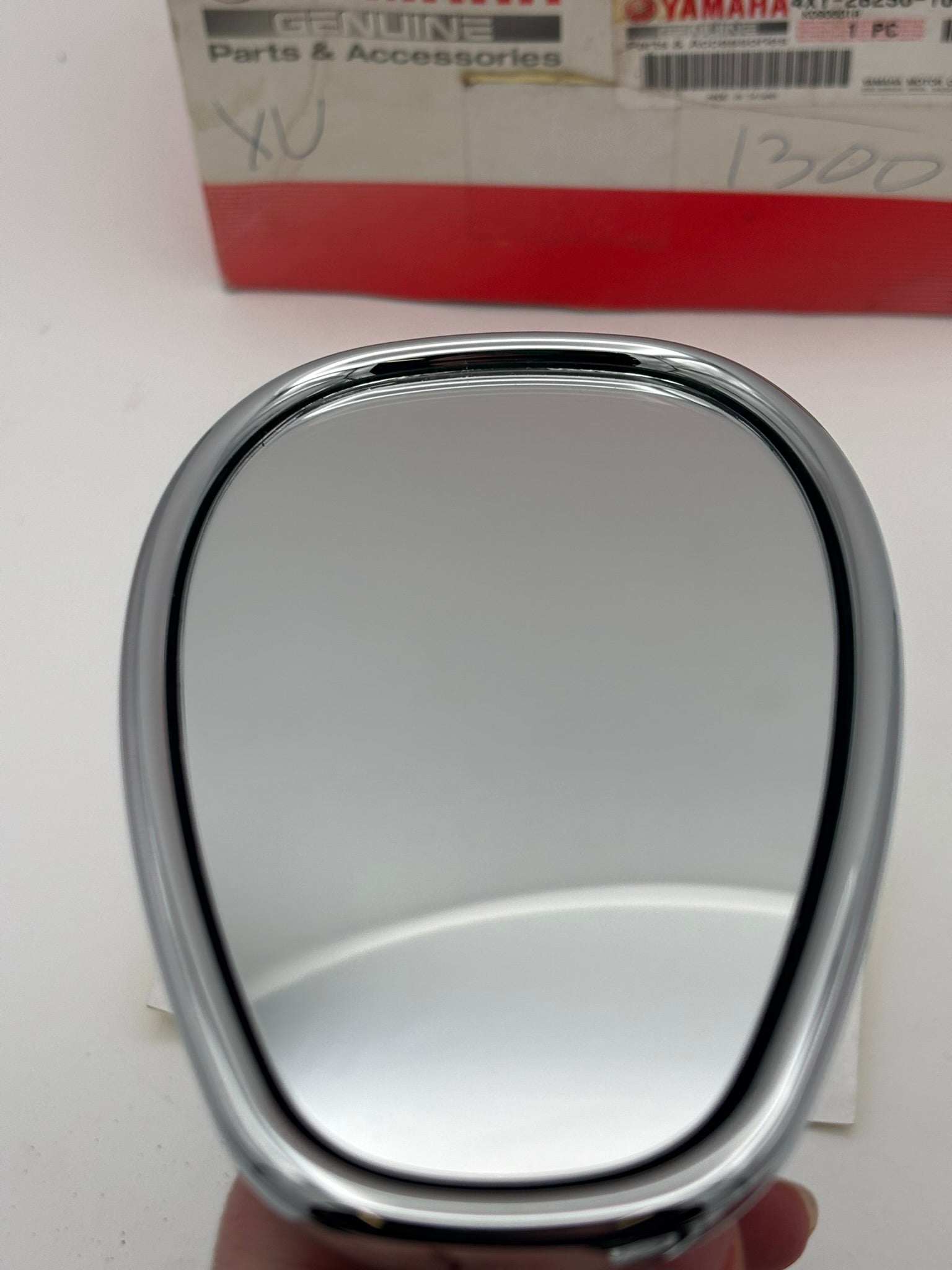 YAMAHA RIGHT MIRROR ASSY (SUB 4XY-26290-00-00 ) 4XY-26290-10-00 Y282