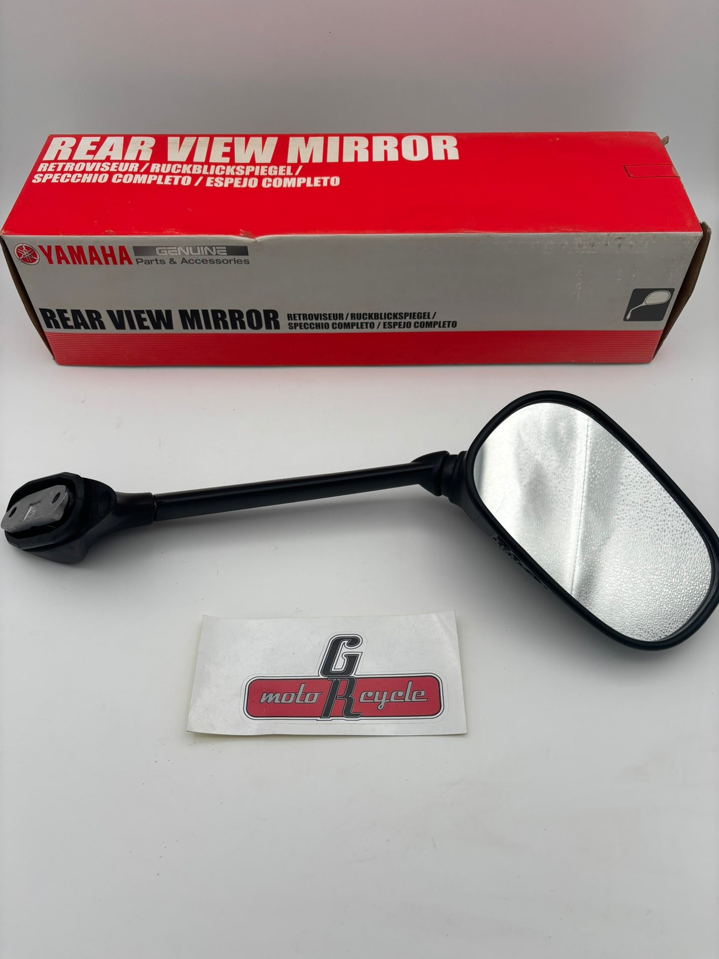 YAMAHA USED RIGHT REAR VIEW MIRROR (DAMAGED) (SUB 4B5-26290-00-00 4B5-26290-09-00 ) 4B5-26290-19-00-U2 Y283
