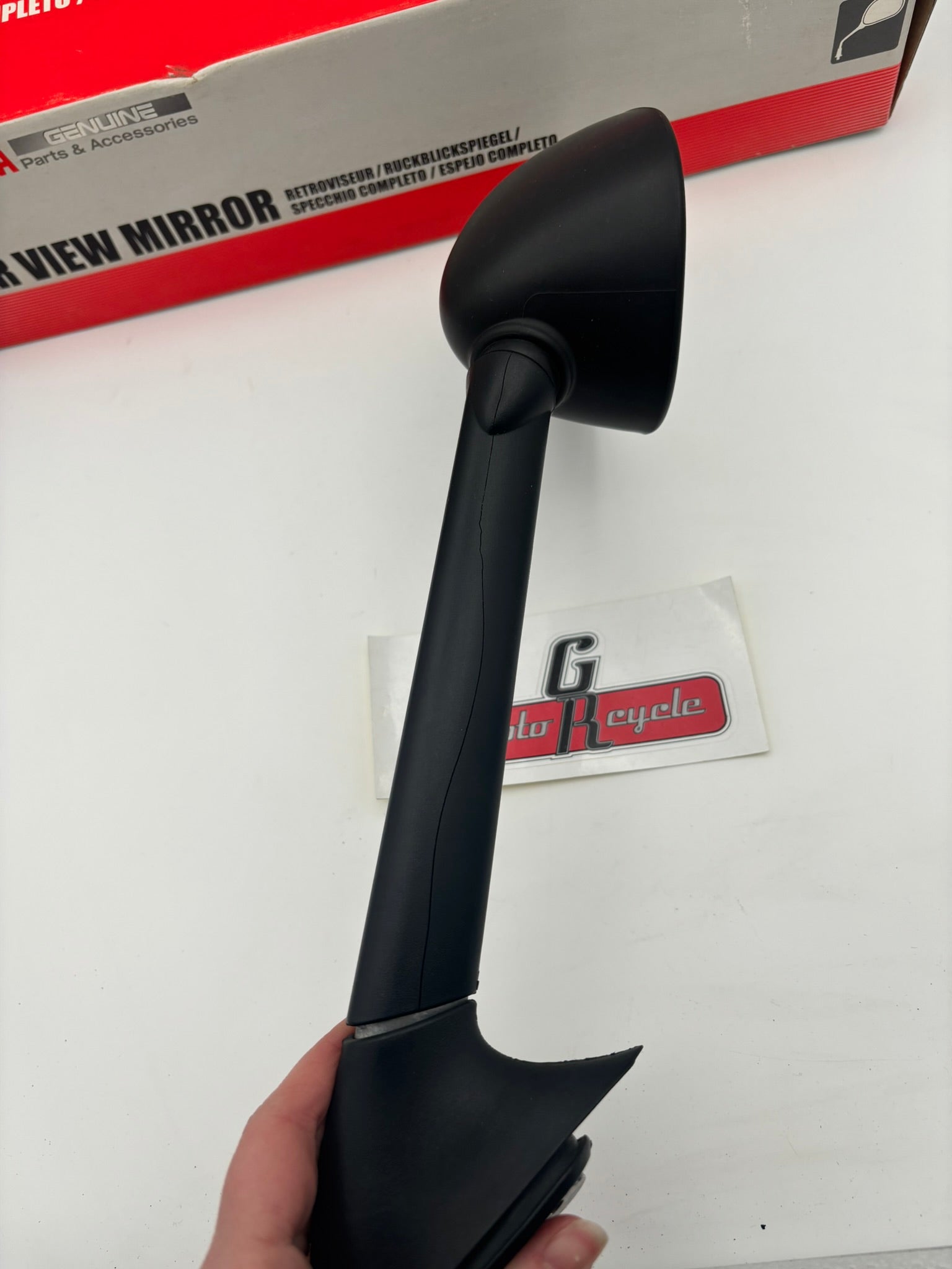 YAMAHA USED RIGHT REAR VIEW MIRROR (DAMAGED) (SUB 4B5-26290-00-00 4B5-26290-09-00 ) 4B5-26290-19-00-U2 Y283
