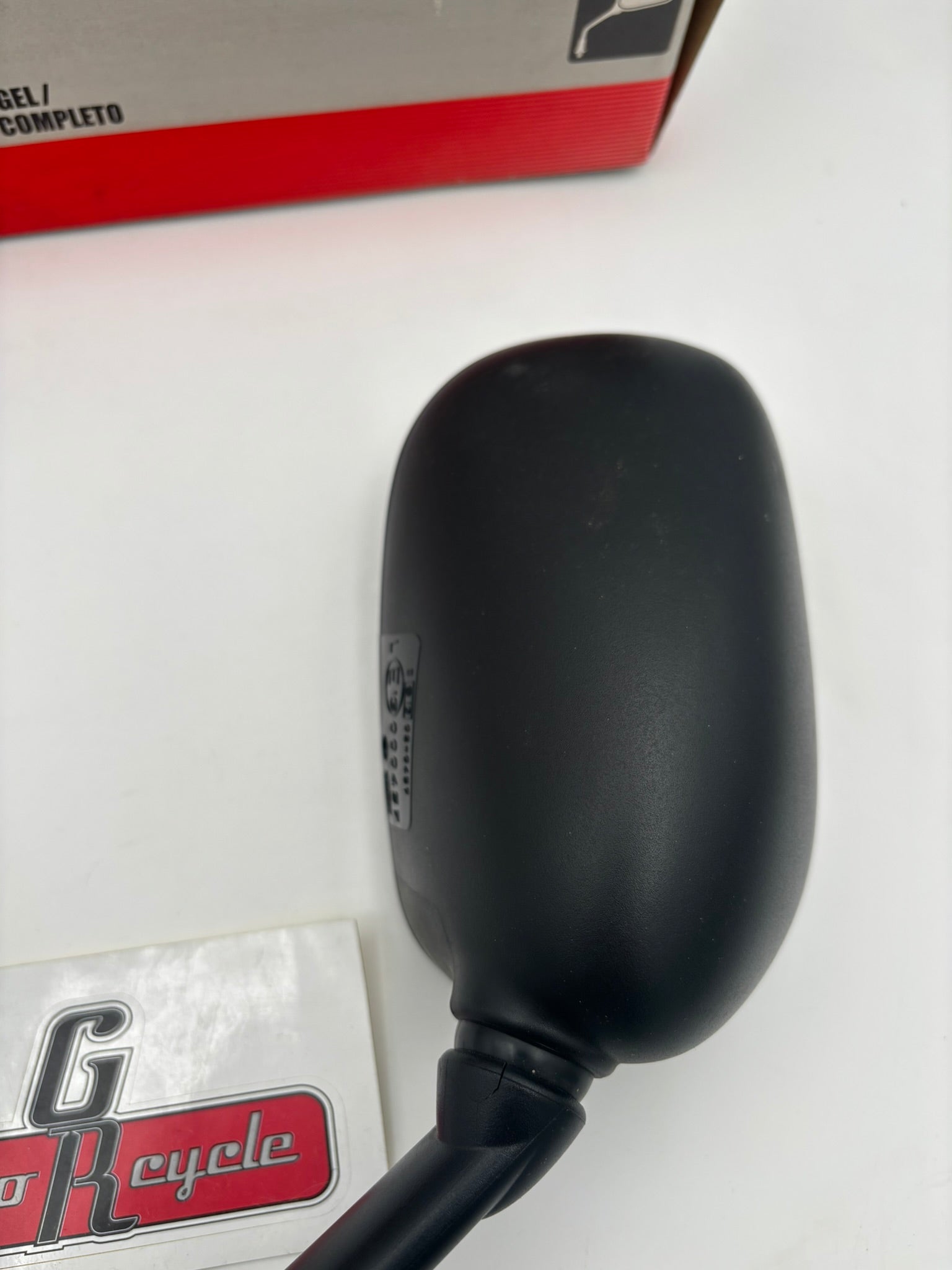 YAMAHA USED RIGHT REAR VIEW MIRROR (DAMEGED) (SUB 4B5-26290-00-00 4B5-26290-09-00 ) 4B5-26290-19-00-U2 Y283