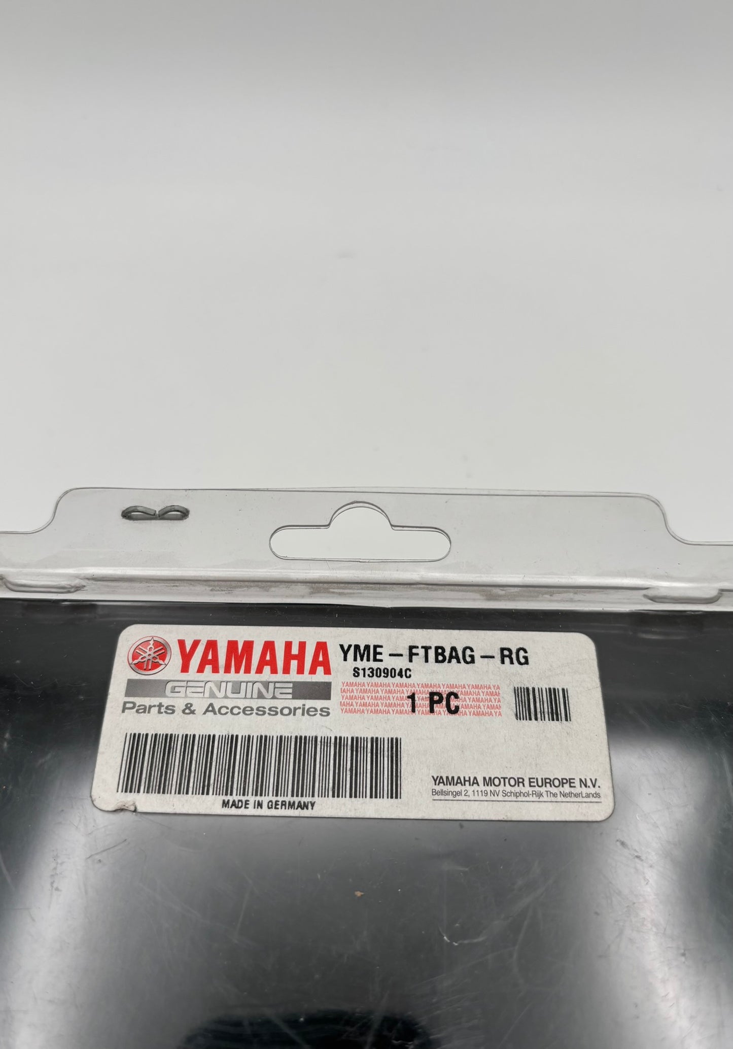YAMAHA TANK BAG MOUNT YME-FTBAG-RG-00 Y194