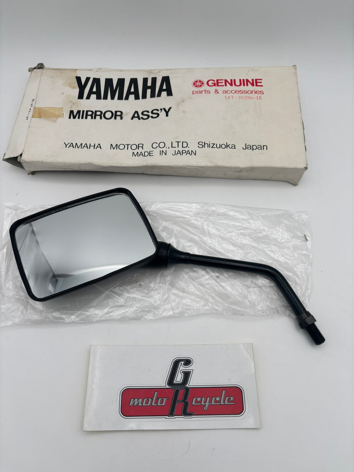 YAMAHA LEFT REAR VIEW MIRROR ASSY (SUB 14T-26290-30-00 14T-26290-31-00 ) 14T-26290-10-00 Y283