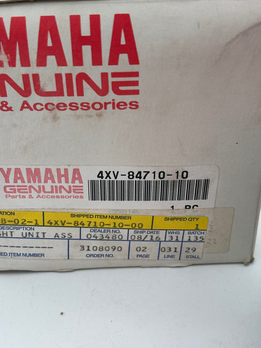 YAMAHA TAILLIGHT UNIT ASSY 4XV-84710-10-00 Y199