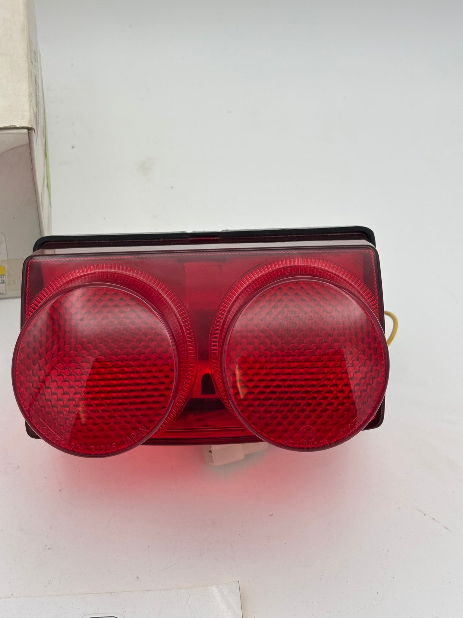 YAMAHA TAILLIGHT UNIT ASSY 4XV-84710-10-00 Y199