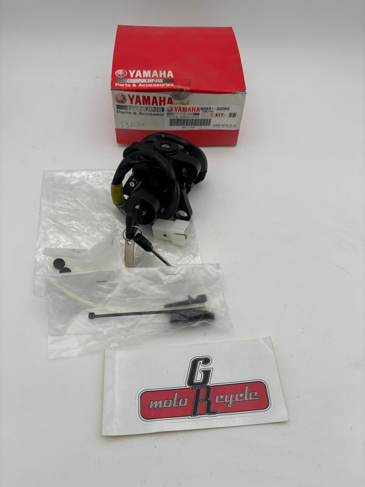 YAMAHA FJR1300 KEY MAIN SWITCH (3P6-82501-39-00) 90891-30060-00 Y284