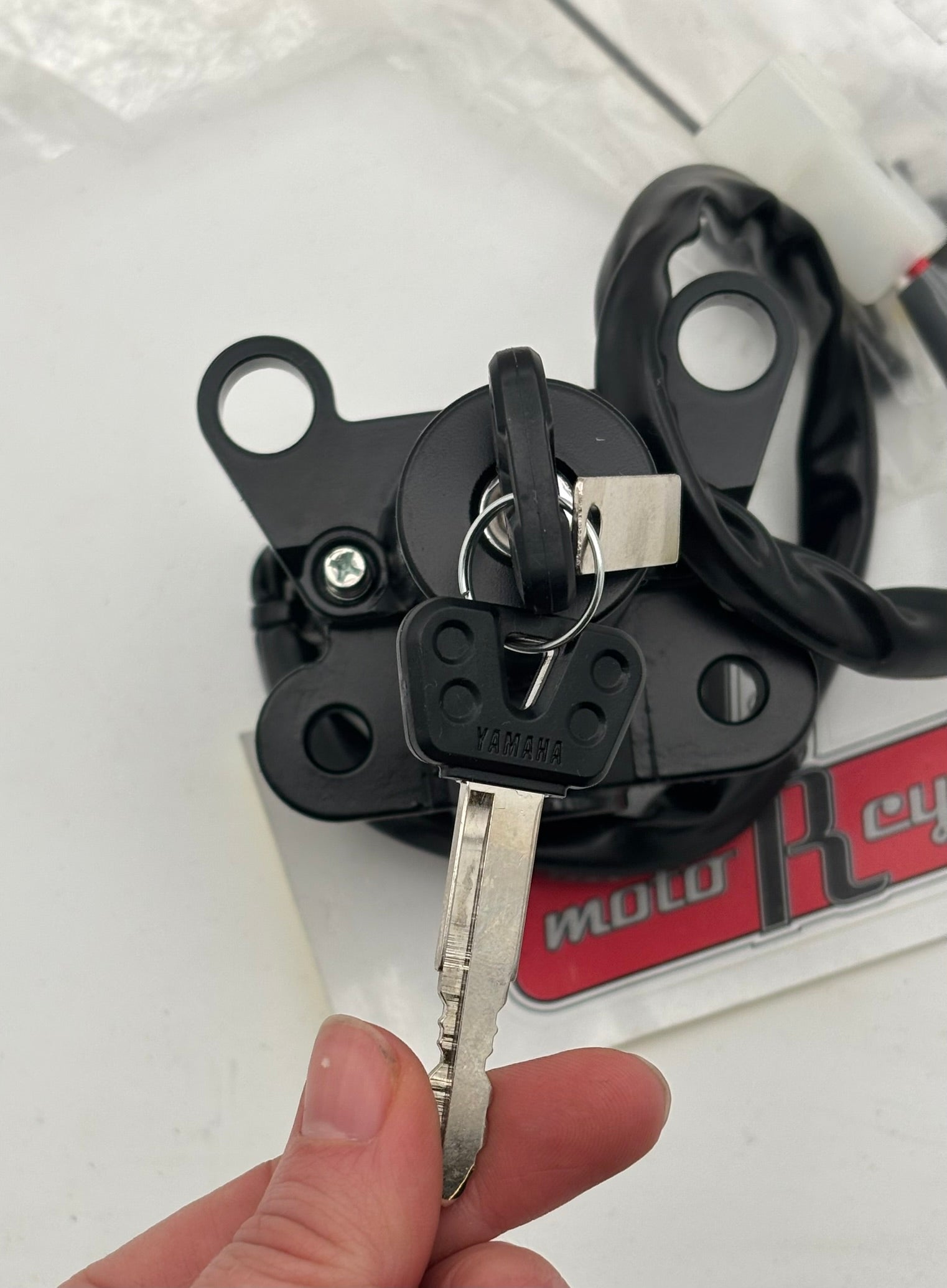 YAMAHA FJR1300 KEY MAIN SWITCH (3P6-82501-39-00) 90891-30060-00 Y284