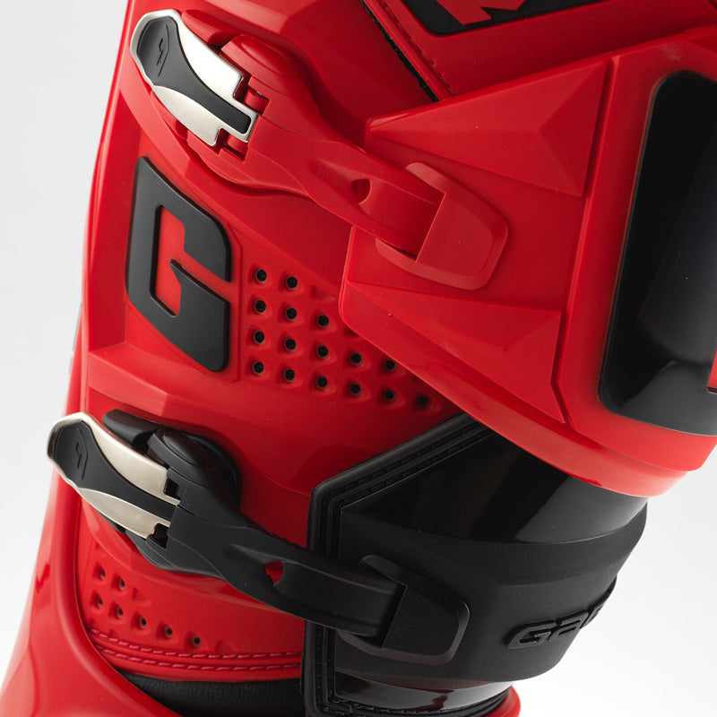 GAERNE GAERNE MX SG-12 RED/BLACK SIZE: 43 2174-105-43