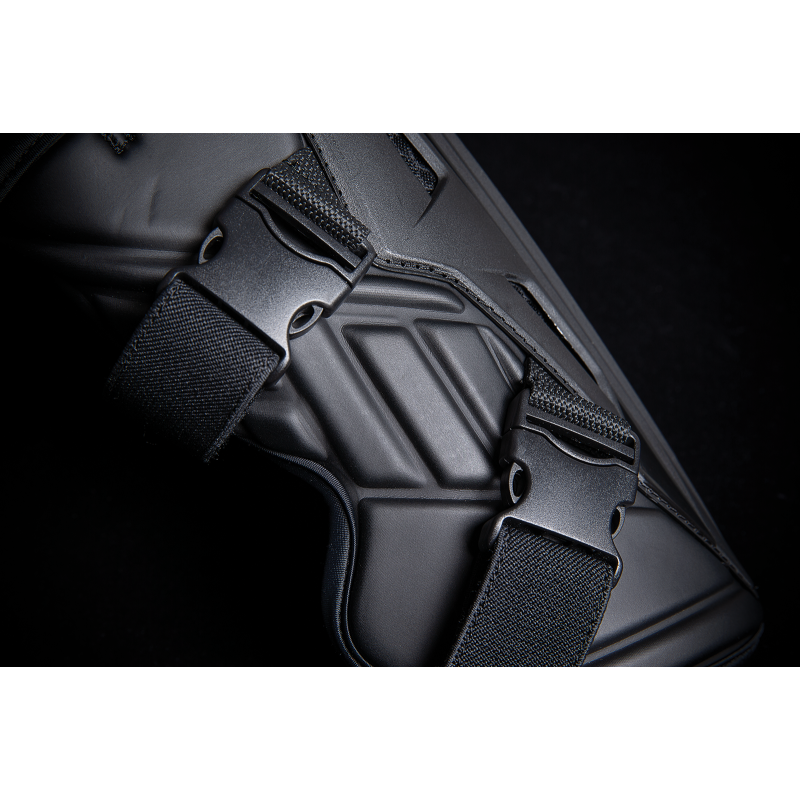 ICON FA3 KNEE GUARD BLACK S/M 2704-0494