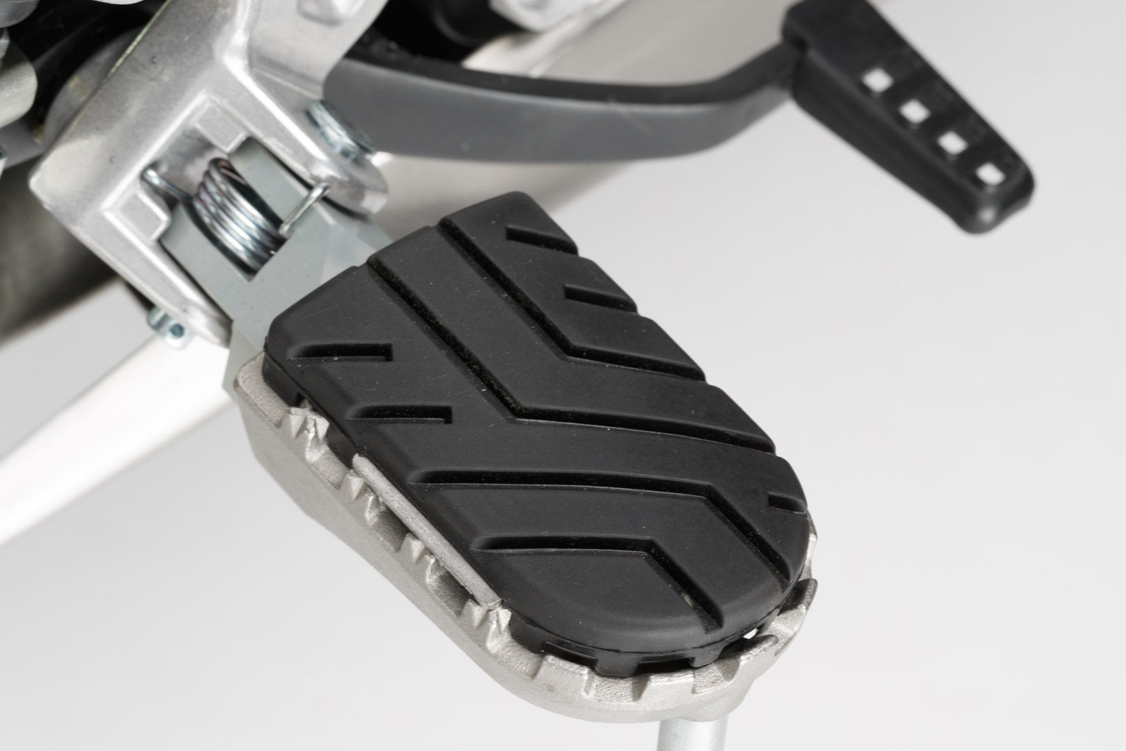 SW-MOTECH ION FOOTREST KIT HON BMW TRIUMPH FRS.01.011.10401/S