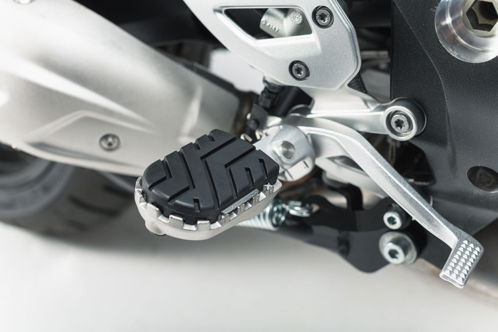 SW-MOTECH ION FOOTREST BMW S1000XR / F750/850GS FRS.07.011.10701/S