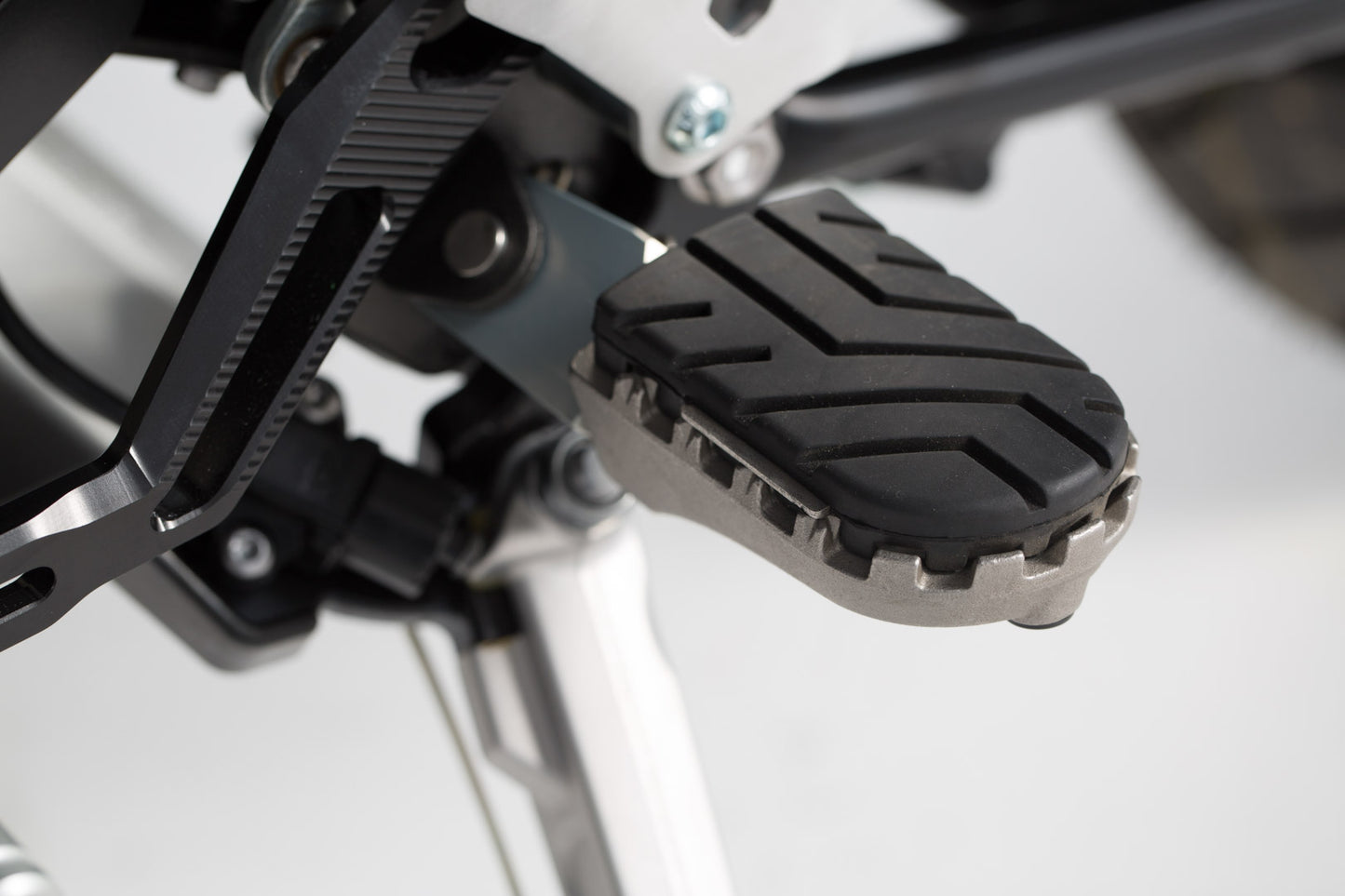 SW-MOTECH ION FOOTREST KIT TRIUMPH FRS.11.011.10103/S