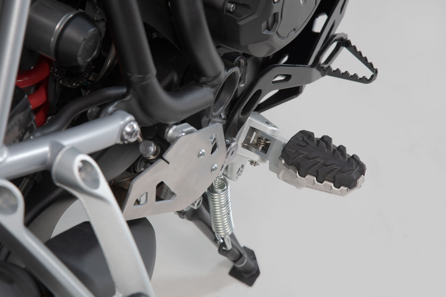 SW-MOTECH EVO FOOTREST TIGER 800/900/1200 /SCR1200 FRS.11.112.10103/B