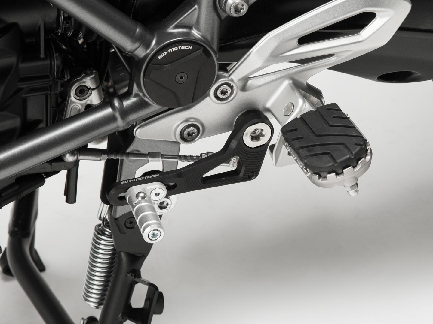 SW-MOTECH GEAR LEVER R1200R/RS / R1250R/RS FSC.07.573.10002