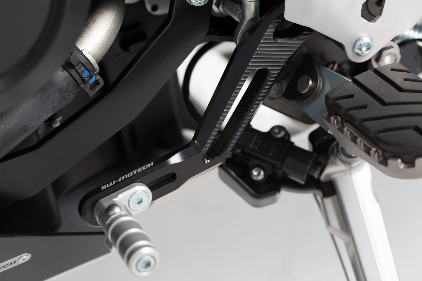 SW-MOTECH GEAR LEVER TRI TIGER 800 MODELS (10-20) FSC.11.748.10001