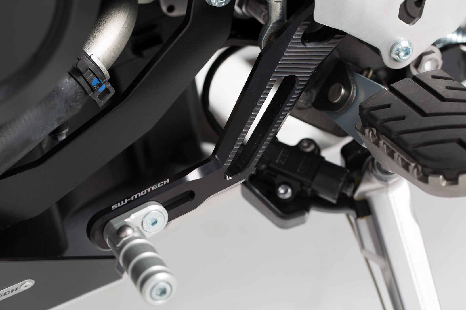 SW-MOTECH GEAR LEVER TRI TIGER 800 MODELS (10-20) FSC.11.748.10001