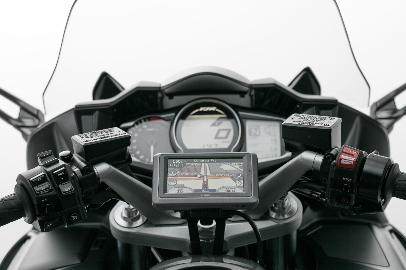 SW-MOTECH GPS MOUNT YAMAHA FJR1300 (04-22) GPS.06.646.10200/B
