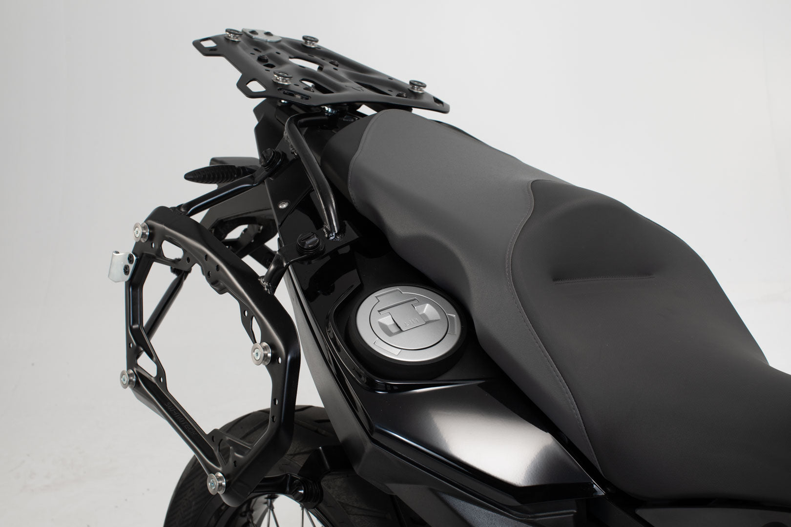 SW-MOTECH PRO SIDE CARRIER F650/700/800GS (07-18) KFT.07.559.30000/B