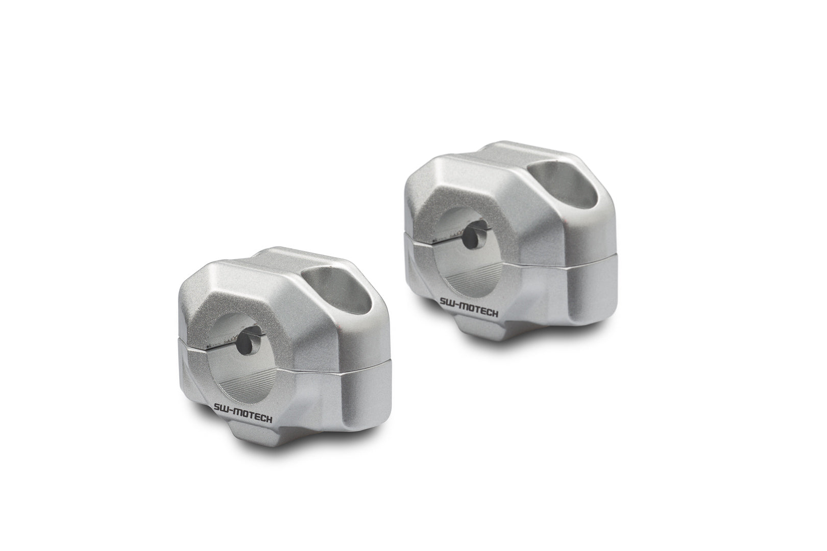 SW-MOTECH BAR RISER 15MM FOR 22MM BAR SILVER LEH.00.039.22001.15/S