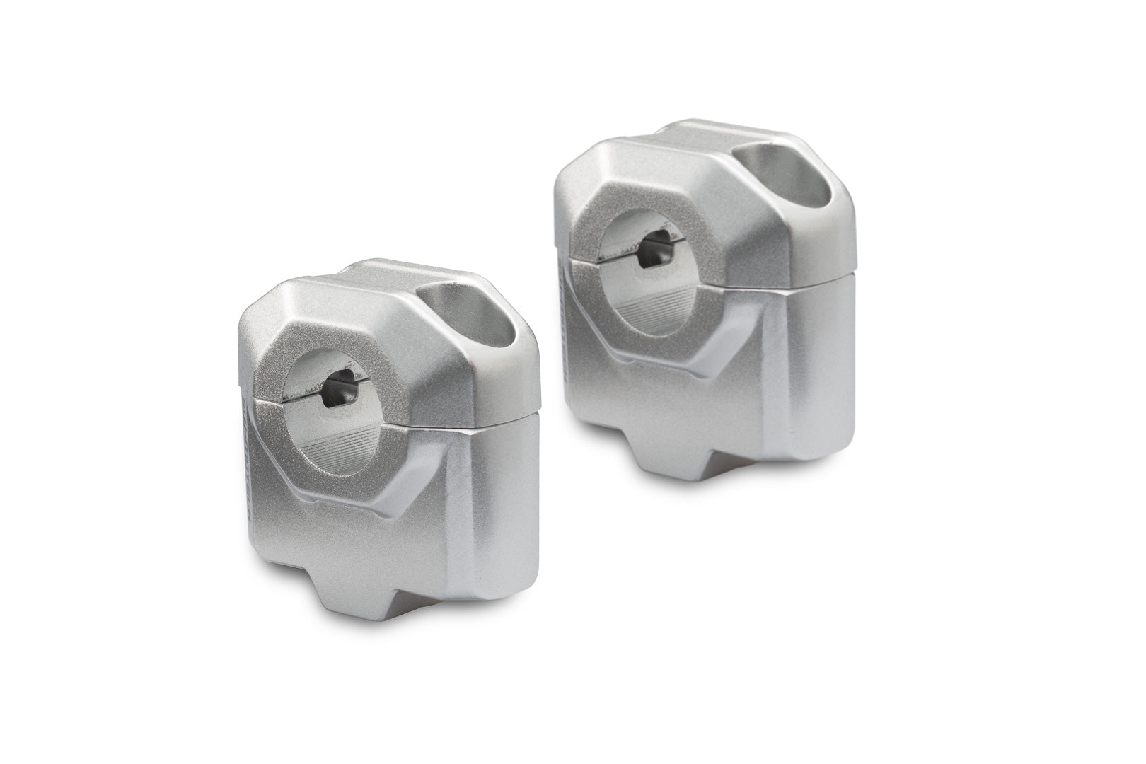 SW-MOTECH BAR RISER 30MM FOR 22MM BAR SILVER LEH.00.039.22001.30/S
