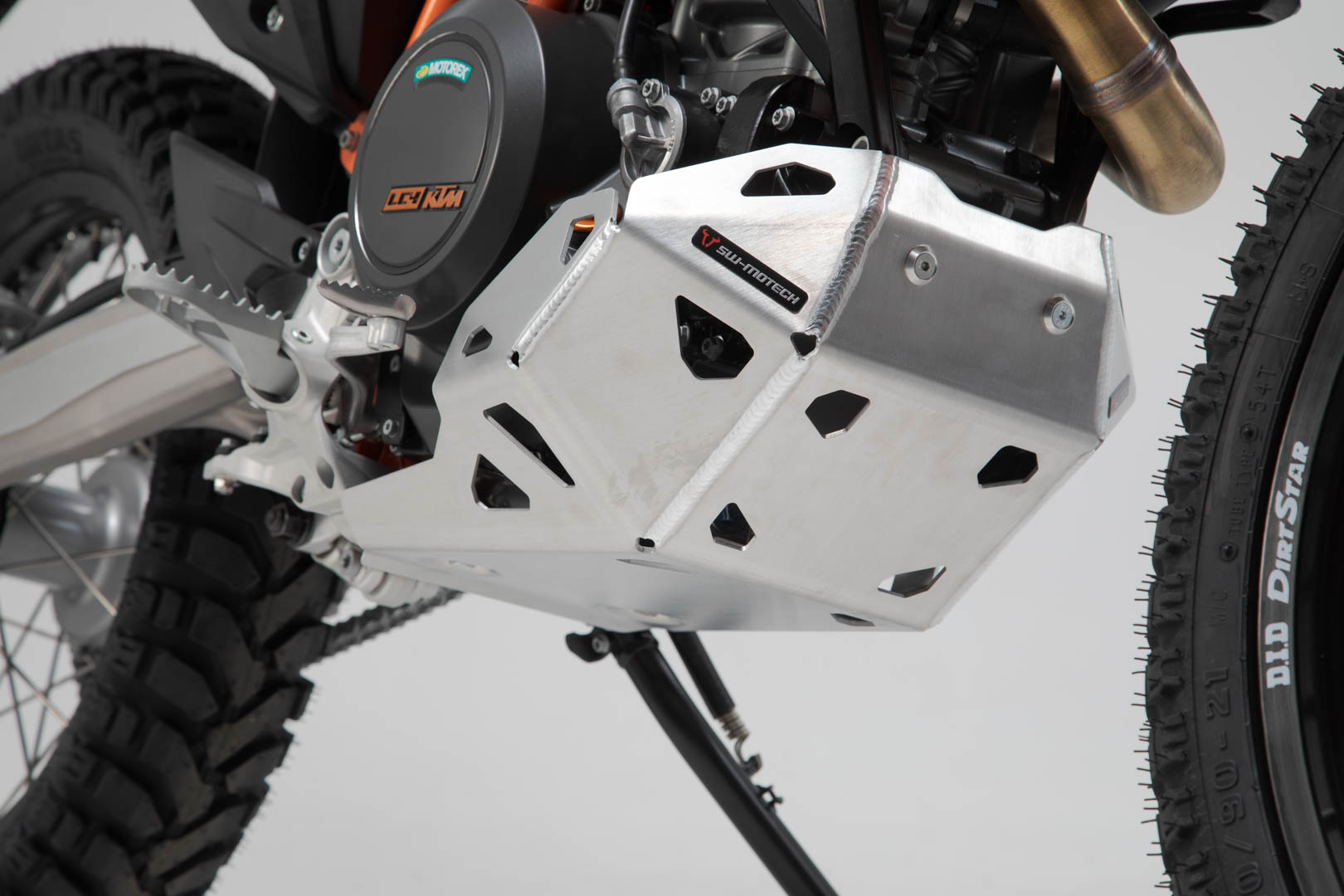 SW-MOTECH ENGINE GUARD KTM/HUSQ 701 ENDURO (16-24) MSS.04.946.10001