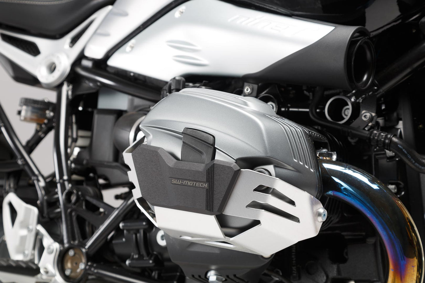 SW-MOTECH CYLINDER GUARD R1200R / GS / ADV / R9T MSS.07.754.10000/S