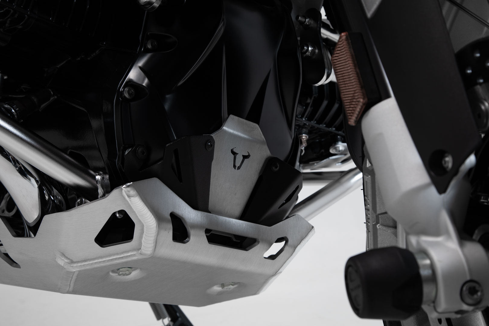 SW-MOTECH ENGINE GUARD EXT R1200GS/1250GS(13-22) MSS.07.781.10100/B
