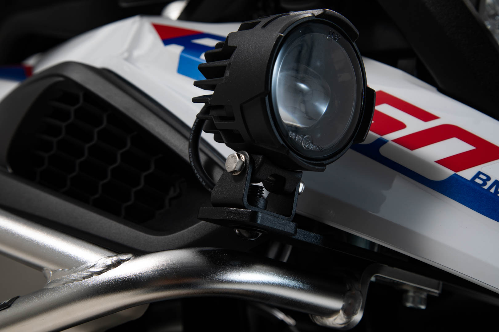 SW-MOTECH LIGHT MOUNT BMW R1200GS/1250GS(13-23) NSW.07.004.10400/B