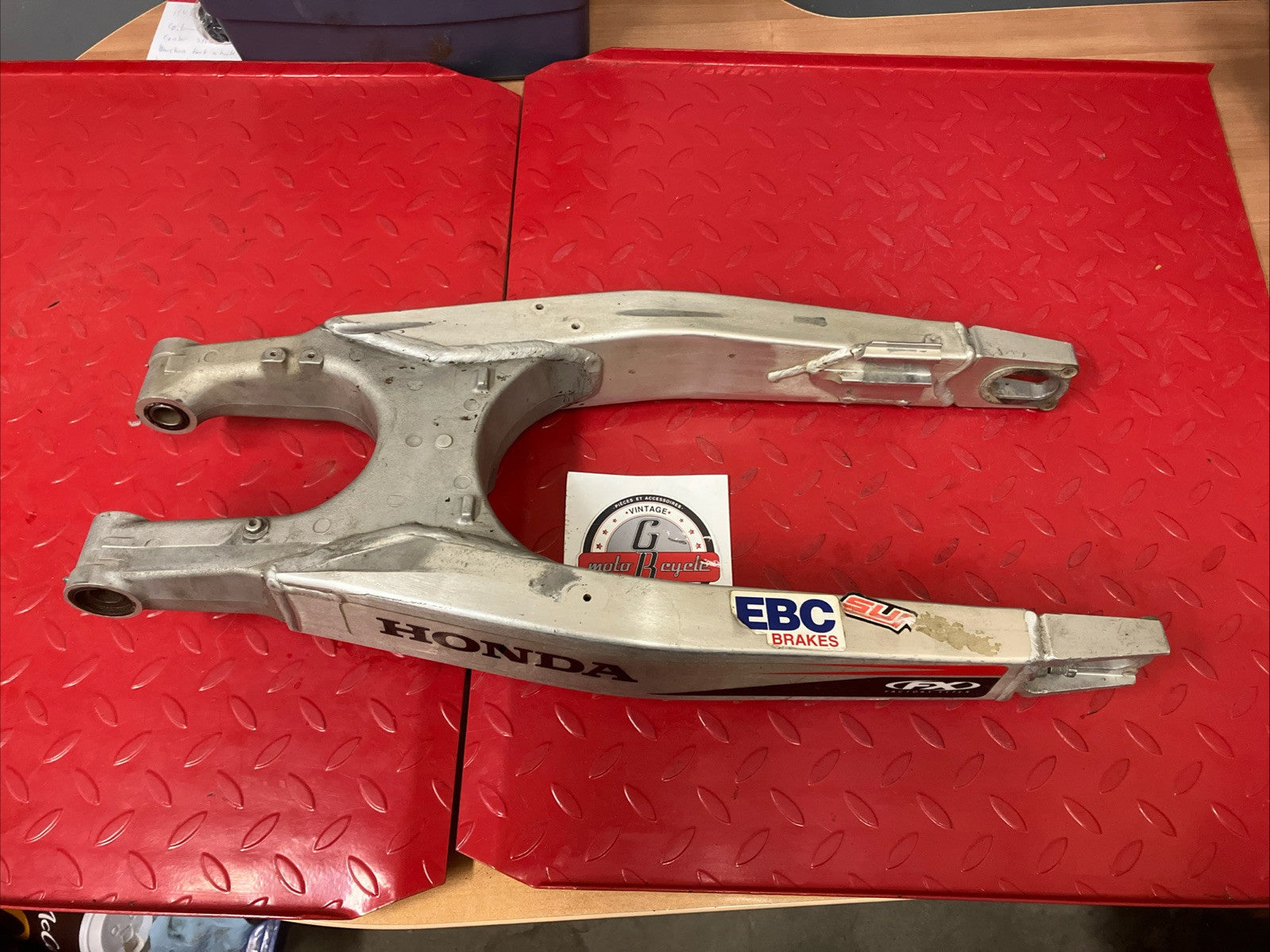 Honda CR250R 2000 Swingarm rear swinging arm CR125R 2000 2001