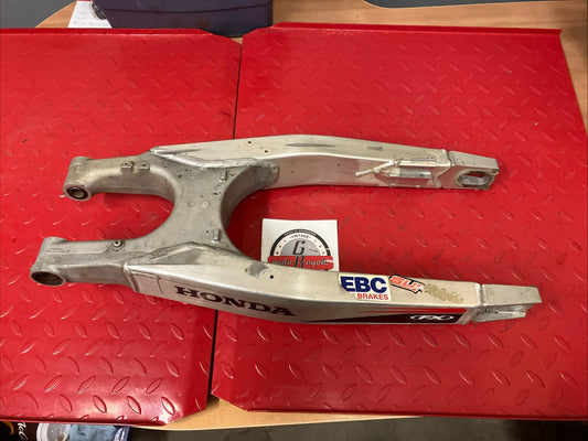 Honda CR250R 2000 Swingarm rear swinging arm CR125R 2000 2001
