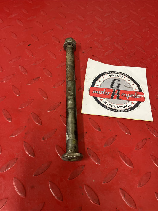 Honda CR250R 2000 Swingarm pivot bolt 1997 1998 1999 2001