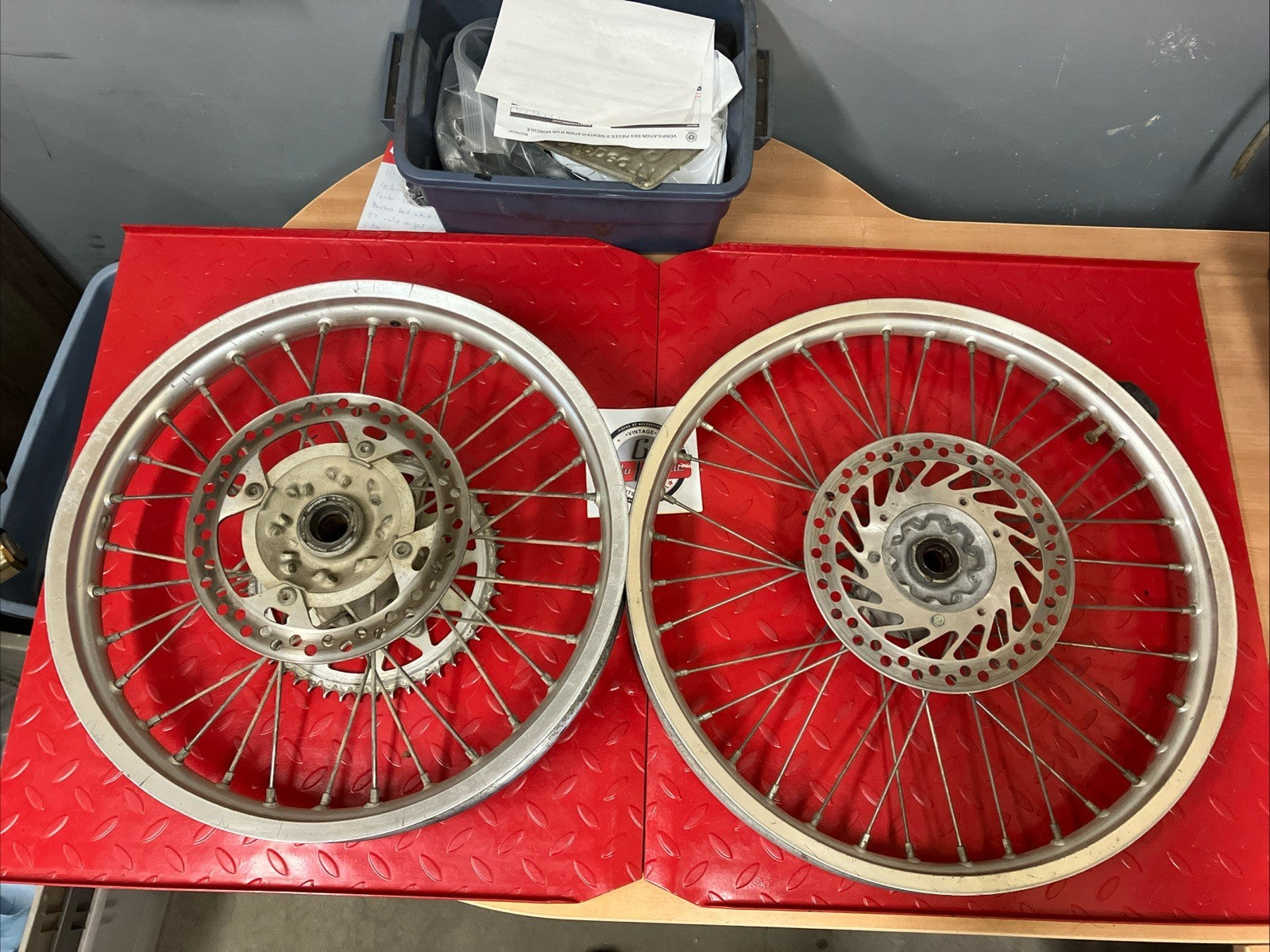Honda CR250R 2000 Front and rear wheel set 2001