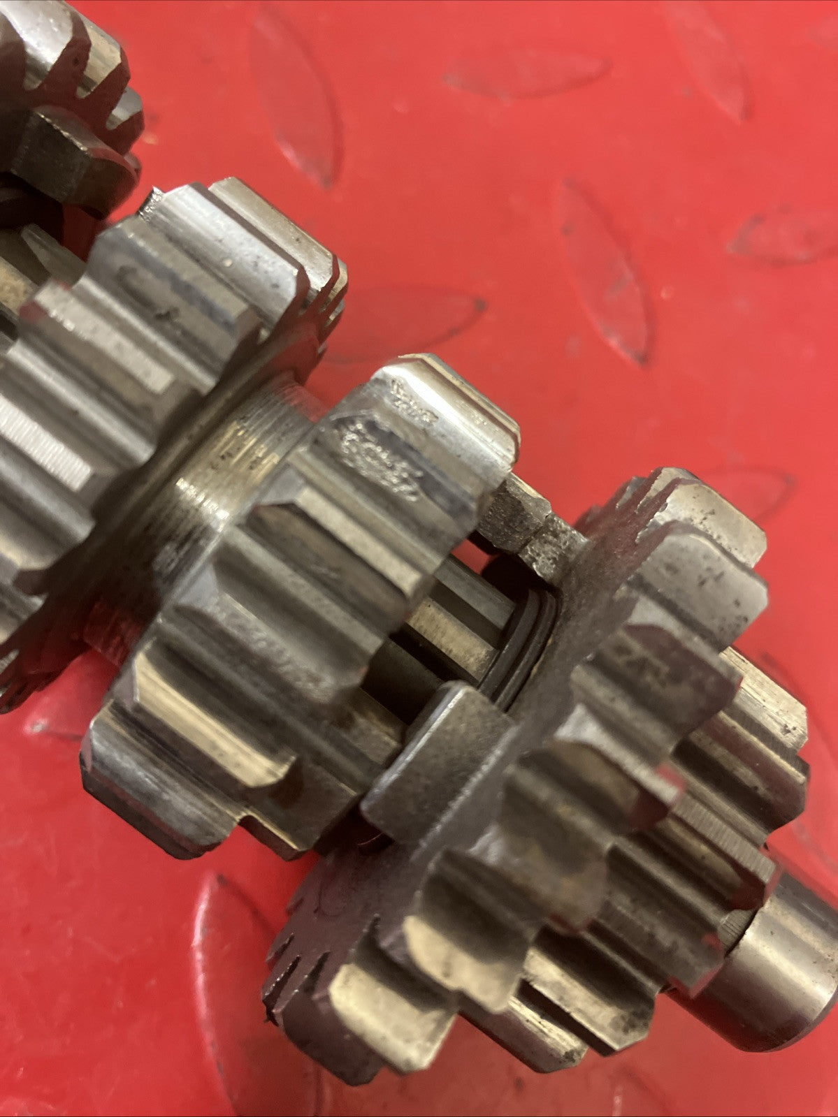 Yamaha YZ125 1981 transmission main counter shaft axle gear