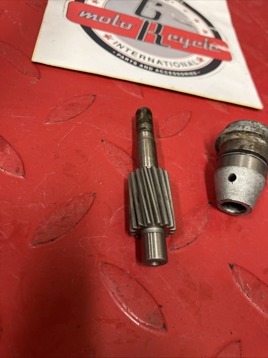 Yamaha DT175 1974 Tachometer driven gear housing