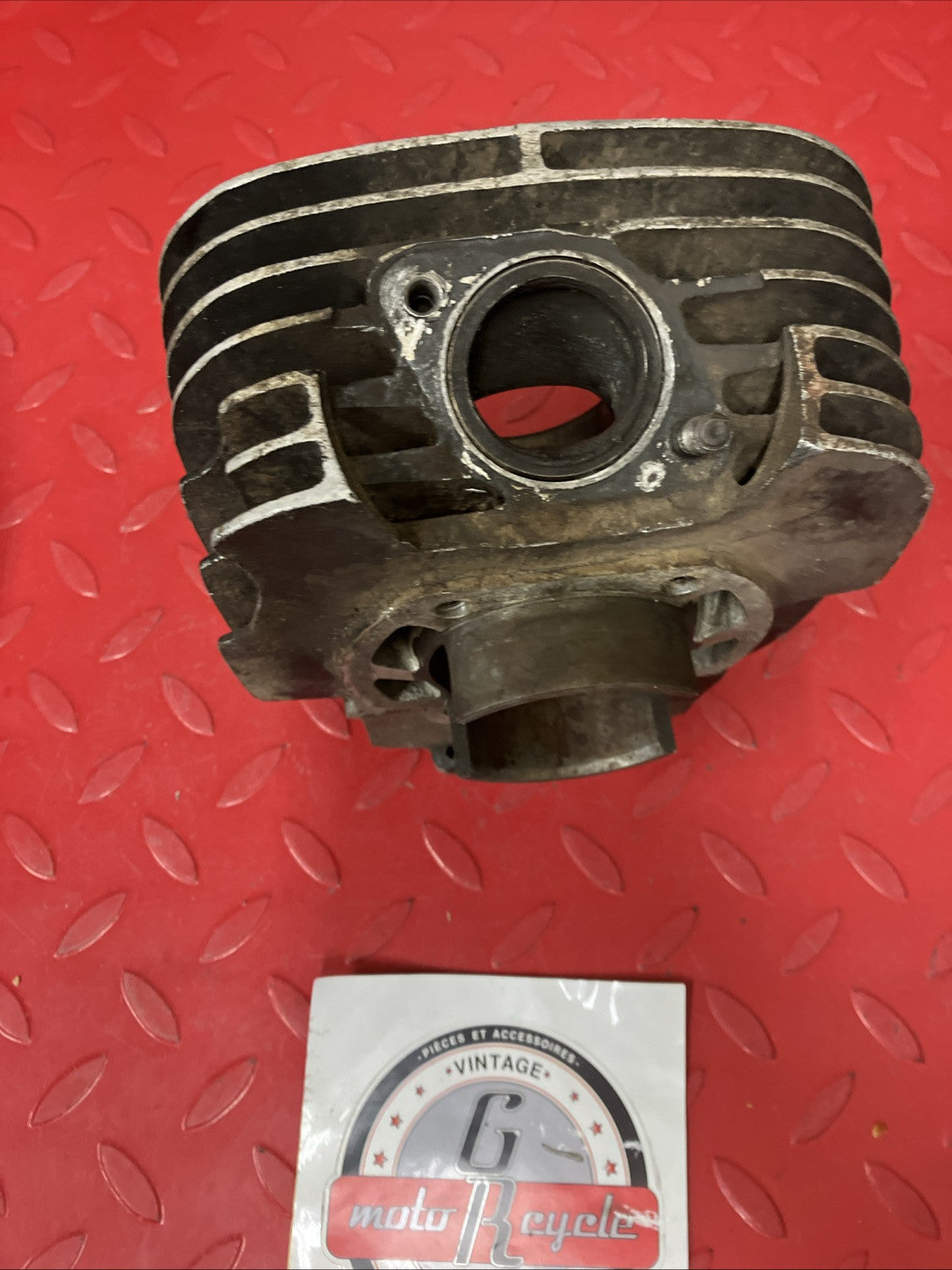 Yamaha DT175 1974 Cylinder jug barrel 1975