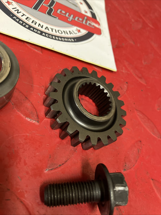 Honda CR250R 2000 Primary drive gear and collar