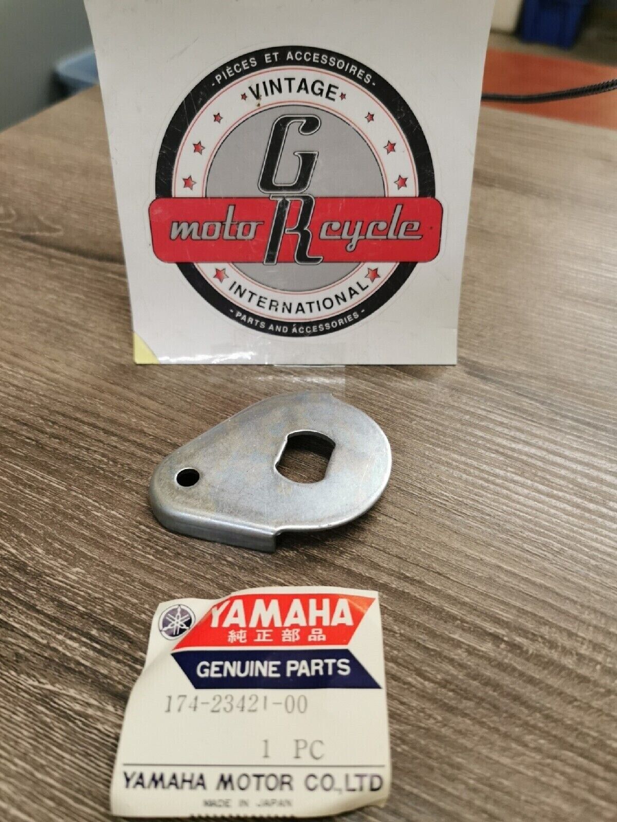 YAMAHA DAMPER PLATE 1 174-23421-00-00 Y56