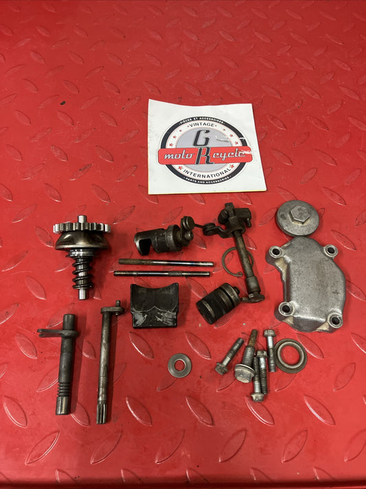 Honda CR250R 2000 Exhaust power valve assy governor rack shaft flap cover 2001