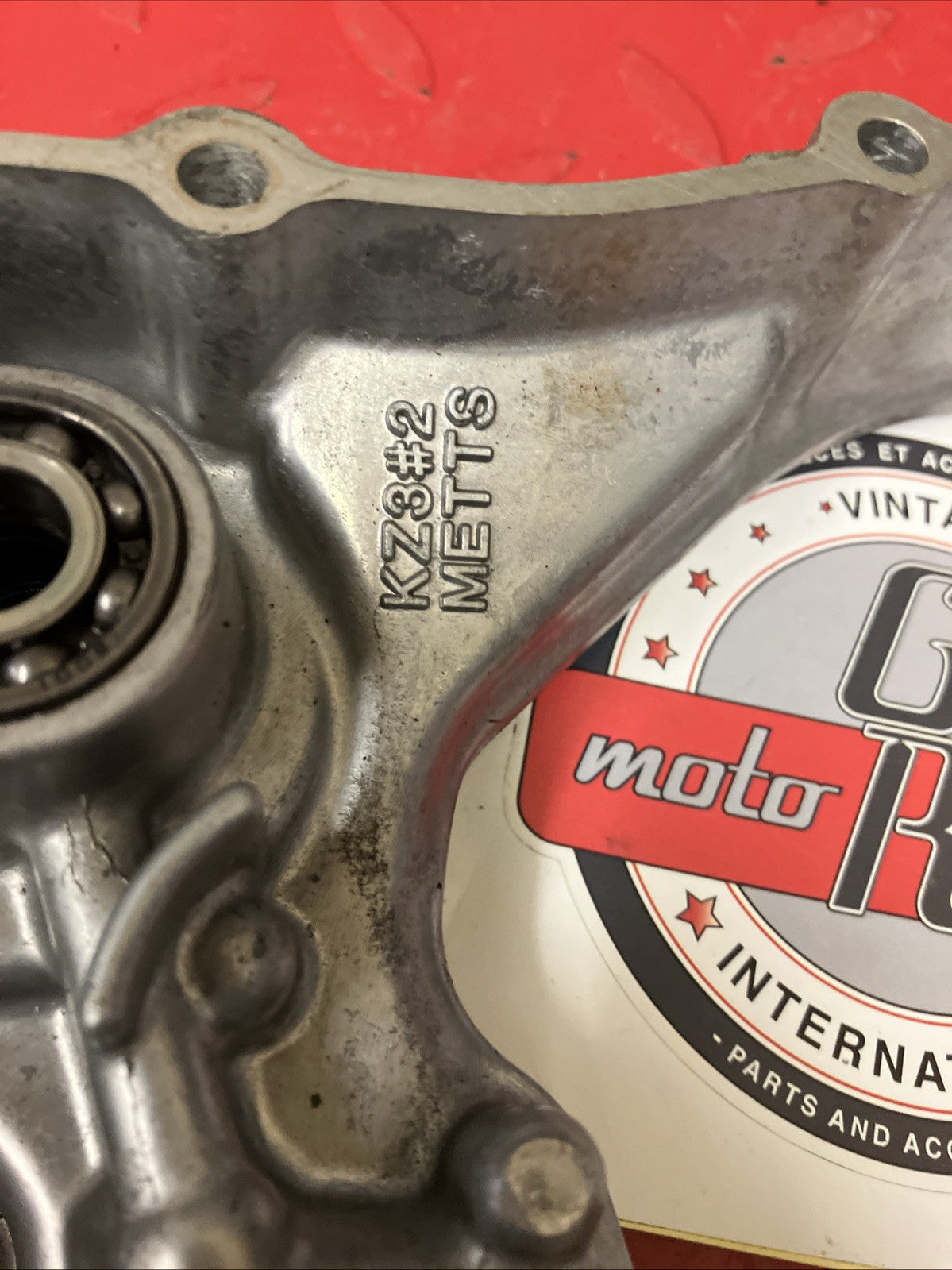 Honda CR250R 2000 Right crankcase inner clutch cover 1997 1998 1999 2001