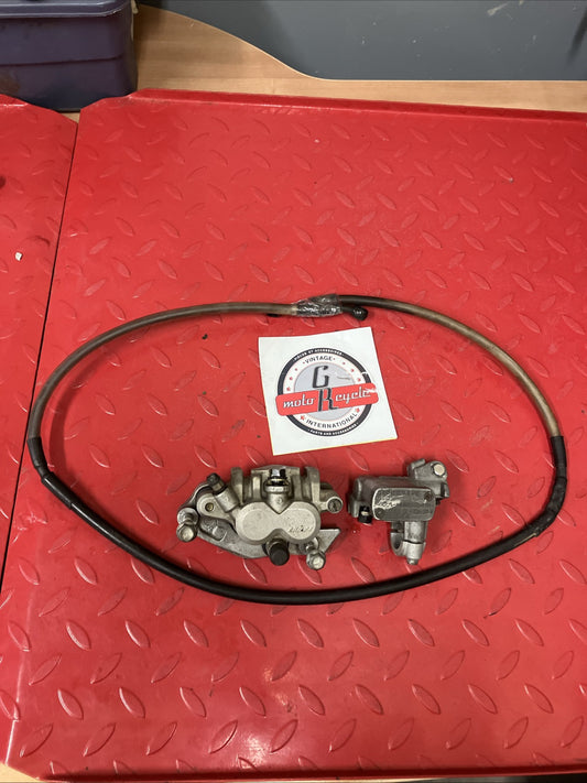 Honda CR250R 2000 Front brake caliper master cylinder hose 2001