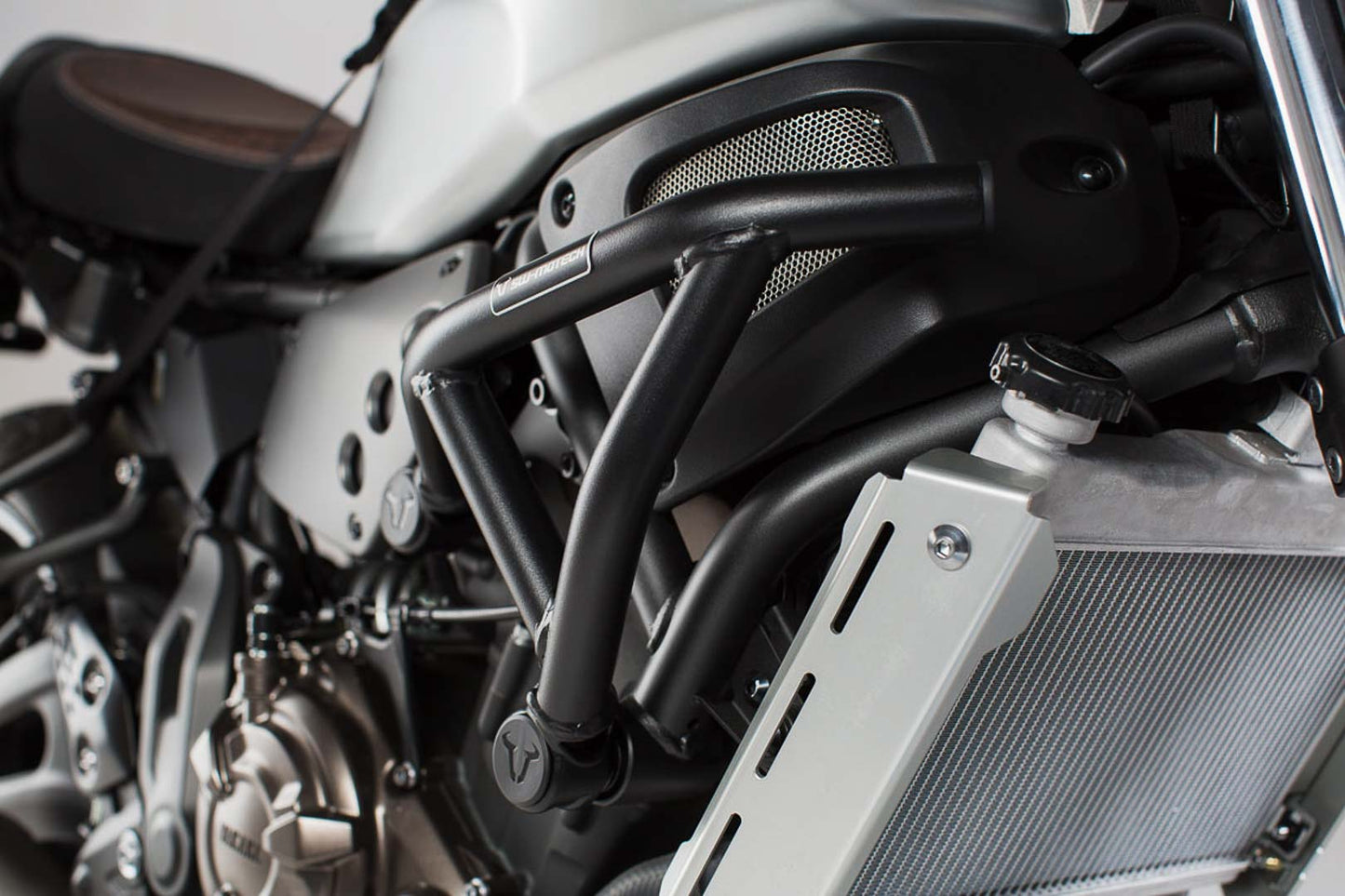 SW-MOTECH CRASHBAR YAMAHA XSR700 (18-24) SBL.06.642.10001/B
