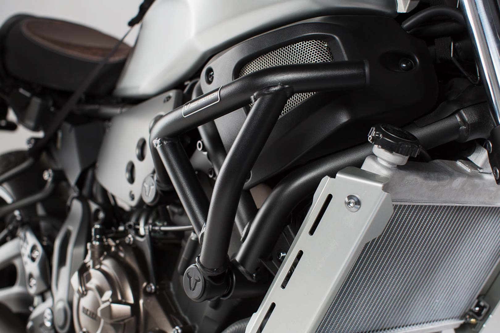 SW-MOTECH CRASHBAR YAMAHA XSR700 (18-24) SBL.06.642.10001/B