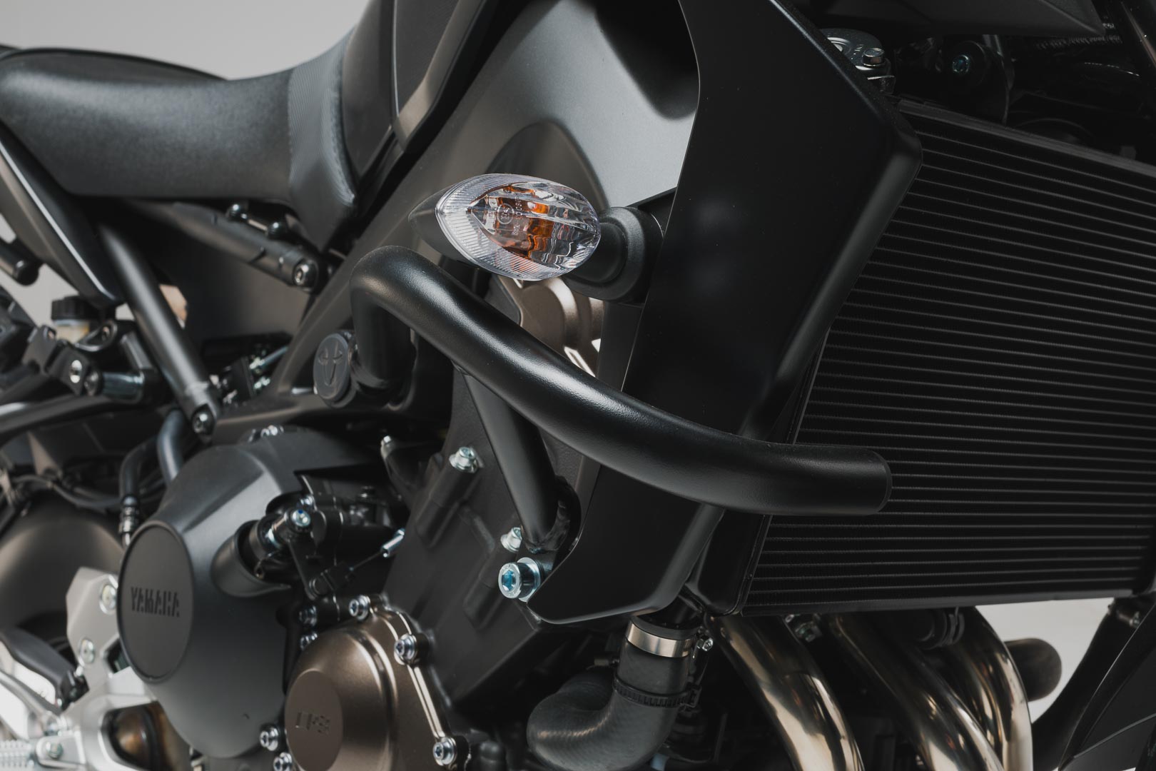 SW-MOTECH CRASHBAR YAMAHA MT-09/SP (16-20) SBL.06.861.10000/B