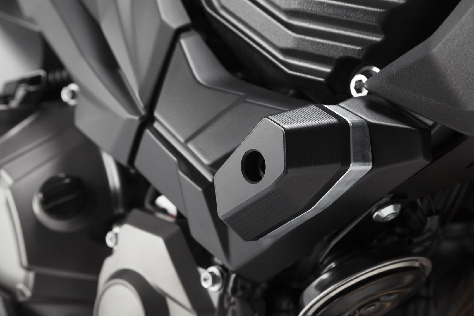 SW-MOTECH FRAME SLIDER KAWASAKI Z800 (12-16) STP.08.286.10000/B